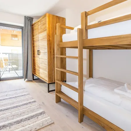 Lejlighedshotel Kristall Plaza