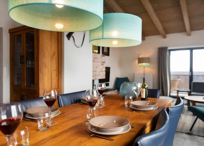 Aparthotel Kristall Plaza 4*