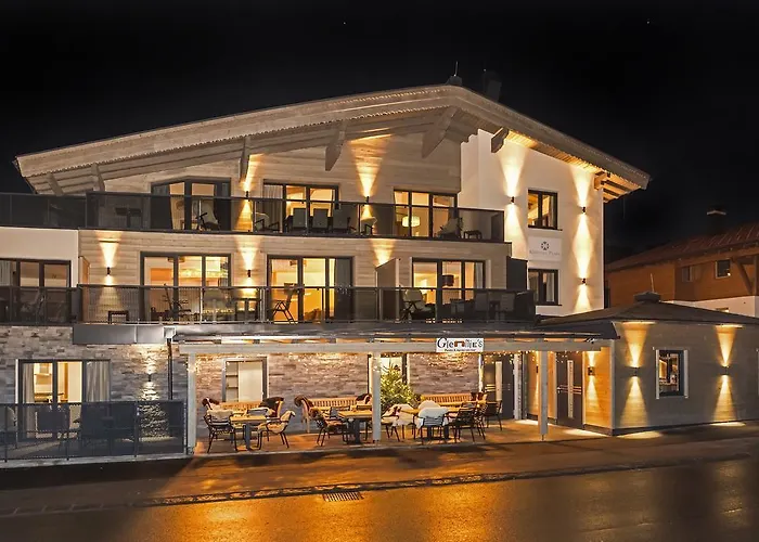 Aparthotel Kristall Plaza Niederau