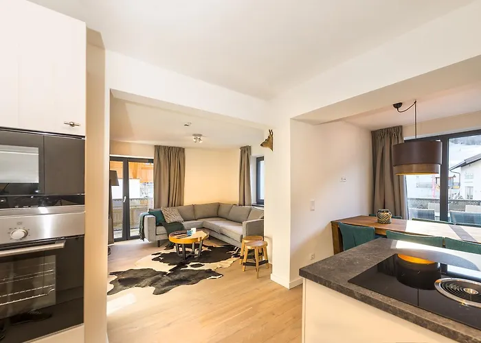 Aparthotel Kristall Plaza