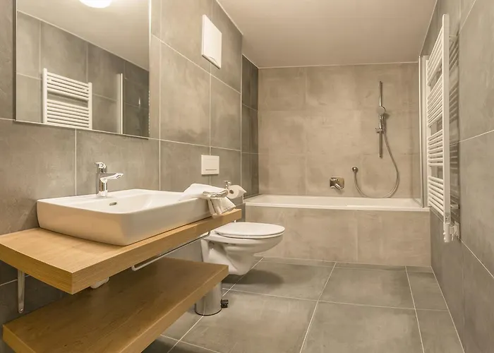 Aparthotel Kristall Plaza Niederau