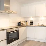 Hotel apartamentowy Kristall Plaza 4*