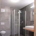 Kristall Plaza Aparthotel Niederau