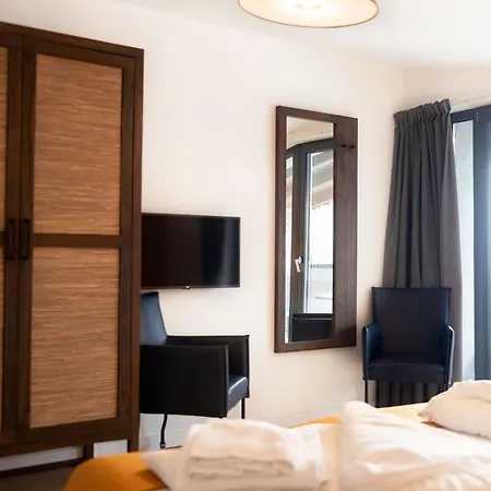 Kristall Plaza Aparthotel Niederau